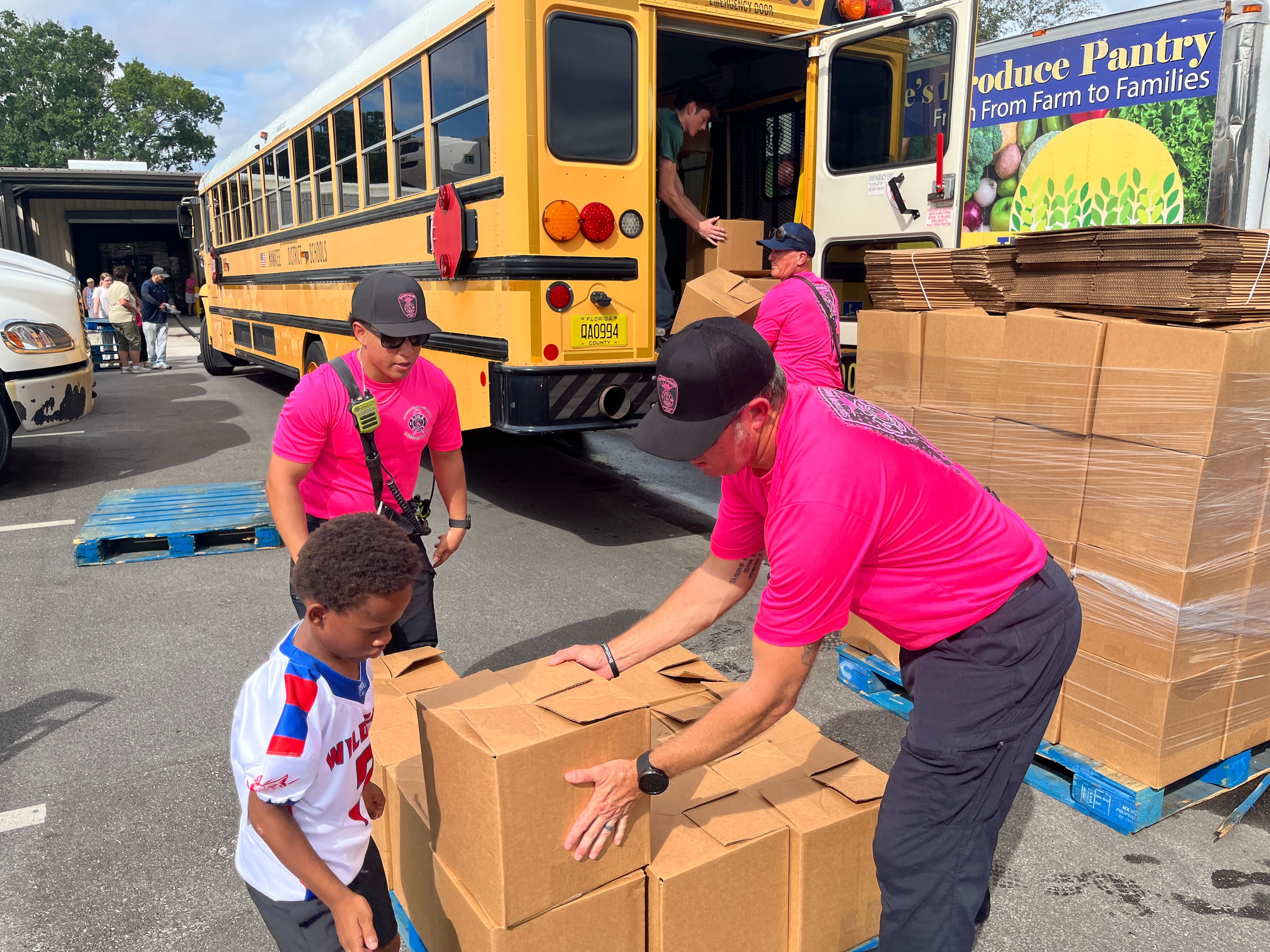 Stuff the Bus Food Drive 2026 – Photo 16