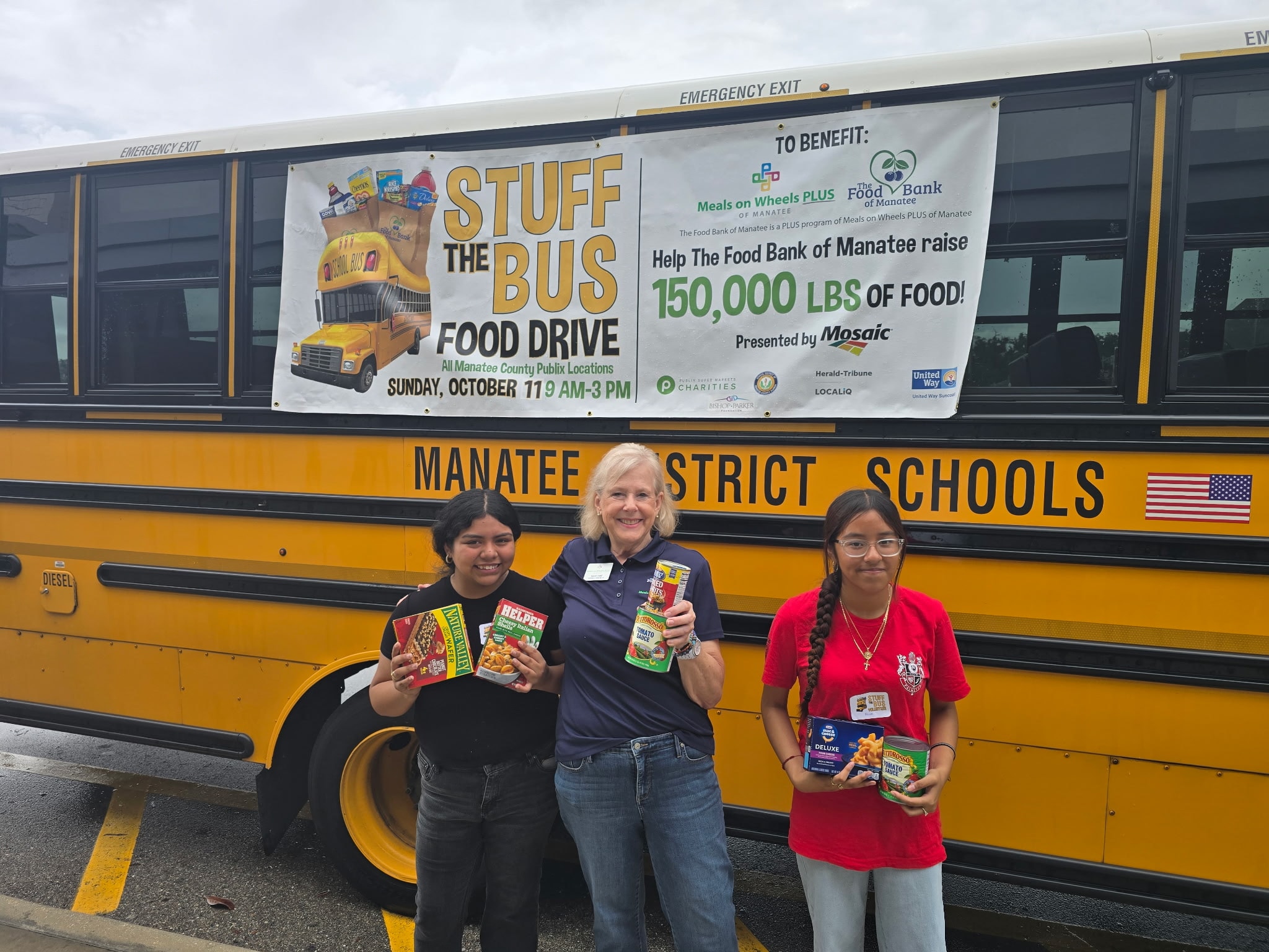 Stuff the Bus Food Drive 2026 – Photo 8